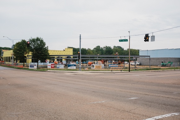 Binghampton Gateway retail center at Sam Cooper and Tillman will open by end of the year.