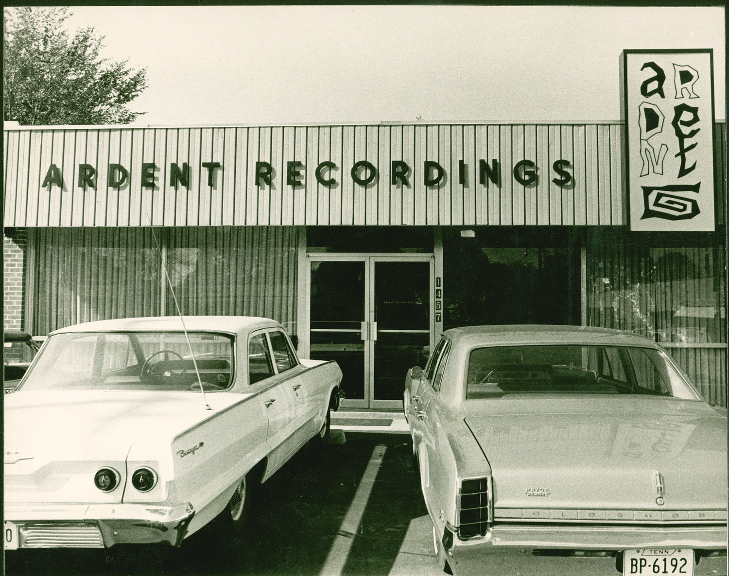Ardent recordings opened in 1966 at the intersection of National and Bayliss, catty corner from the Sweden Kream that still stands today. 