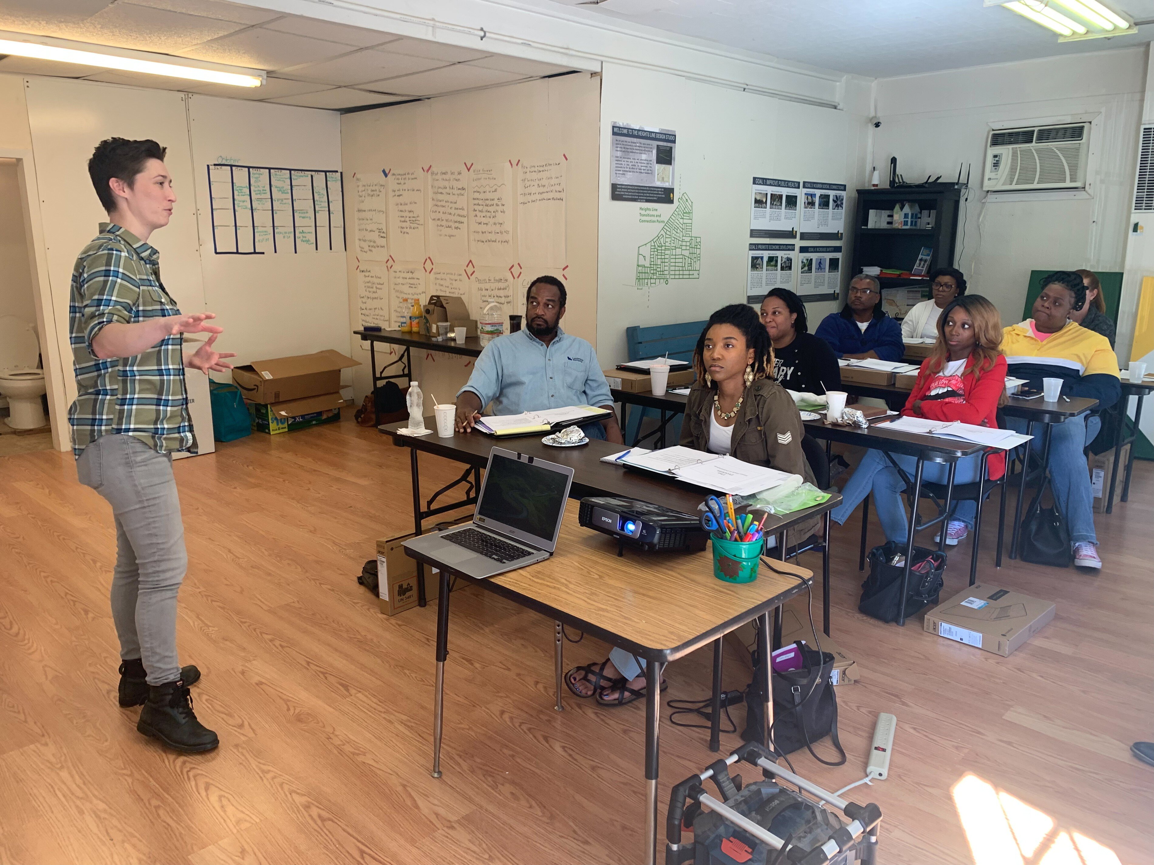 Micaela Watts, reporter for The Commercial Appeal served as the trainer for the inaugural Community Correspondents program. The program included eight residents from four Memphis neighborhoods. (Cat Evans)