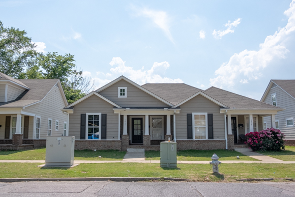 Homes in the Bearwater development facing 7th Street are rental properties. (Brandon Dahlberg)