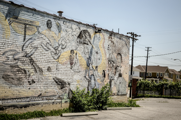 Cleaborn Pointe at Heritage Landing can be seen past a mural on the backside of King’s Grocery on the corner of Vance Avenue and Lauderdale Street.