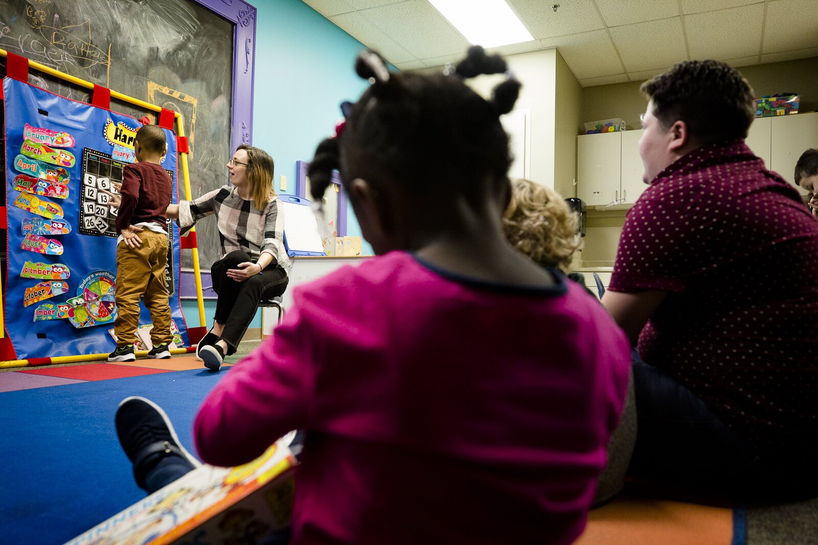 Michelle Pleasant leads her class in counting at the Harwood Center's Cordova location on January 27, 2020. Harwood serves children ages 18 months to six years who have been diagnosed with a developmental delay or disability. (Ziggy Mack)