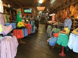 The Dixie Pickers' new location in east Memphis offers a larger footprint than its original spot on the Collierville Town Square