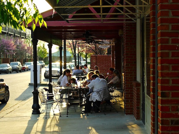 Residents can walk to a number of businesses, including a school, a grocery, a dry cleaners, a gym, a marina, an award-winning hotel, and several bars and restaurants.