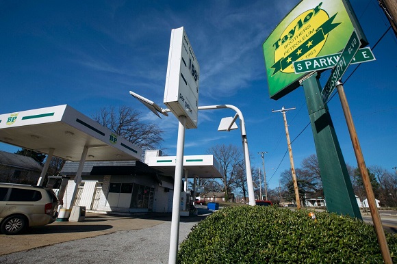 Taylor Brothers Petroleum, one of the oldest black owned gas stations in Memphis 