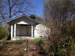 A blighted property at 1960 E McLemore Ave.