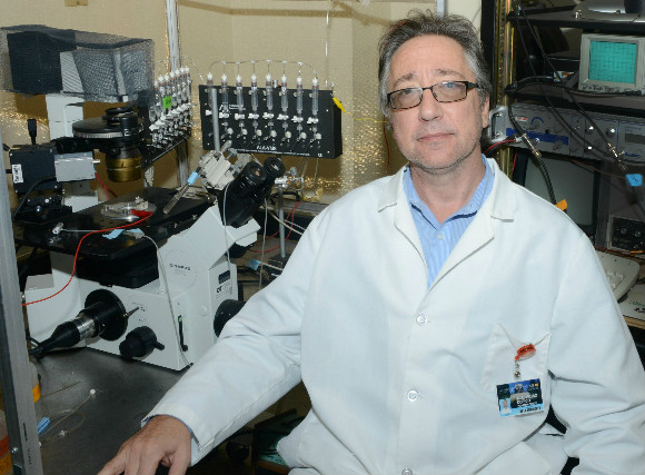 Dr. Dopico in his UTHSC lab.