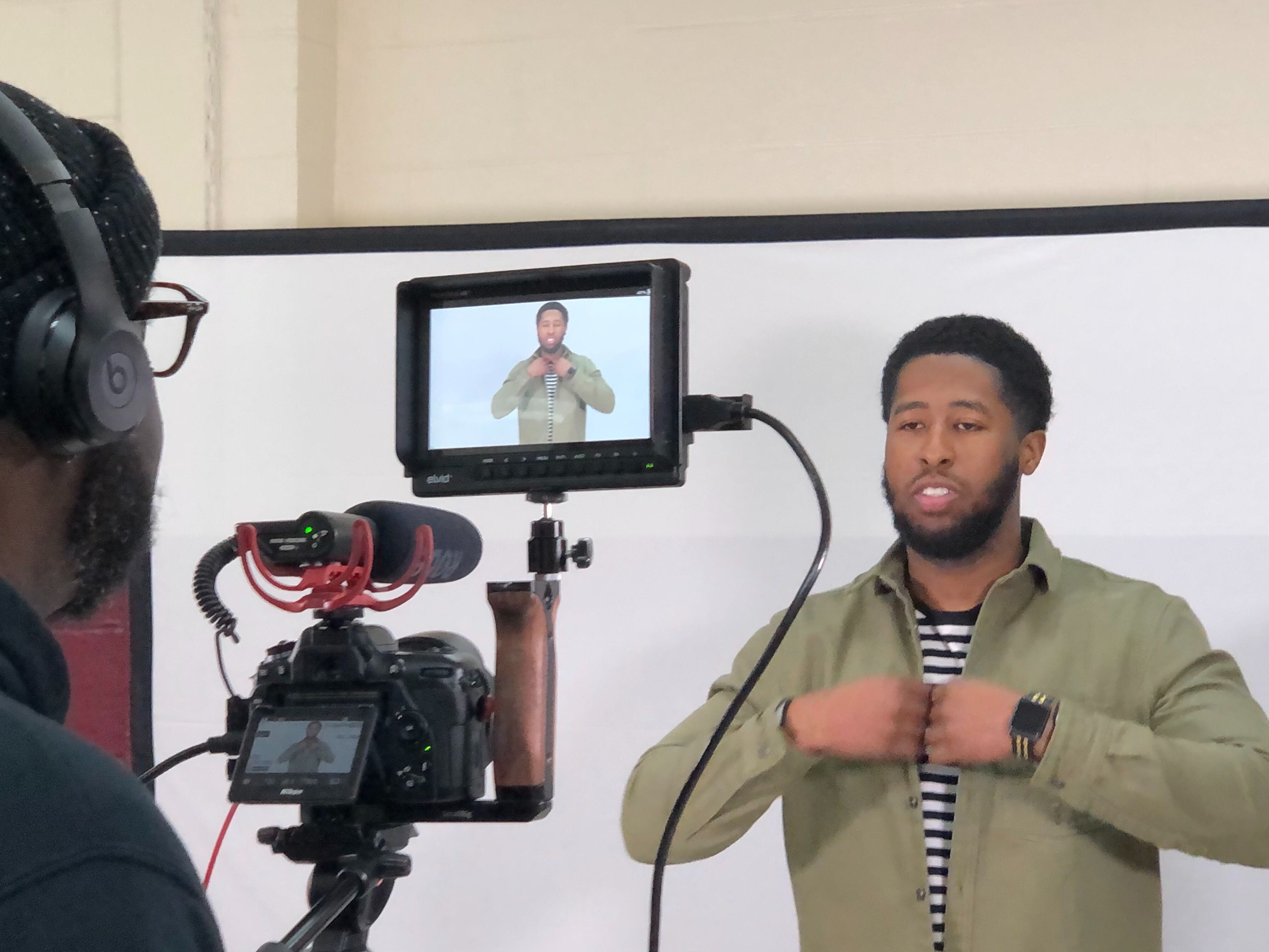 Derion Lipford films his pitch proposal for the judges of ArtUp's North Memphis Incubator in January 2020. (Sheri Neely)