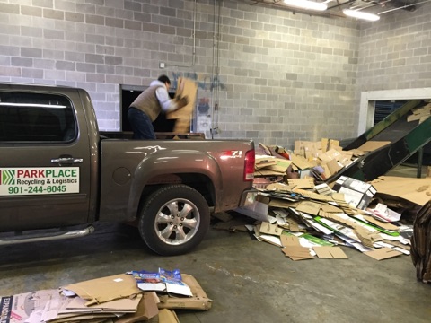 Employees unloading product at Park Place Storage & Logistics.