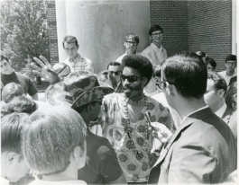 James Mock (center) and other movement leaders meet with members of the press outside the Memphis State administration building in April 1969. (University of Memphis Special Collections) 