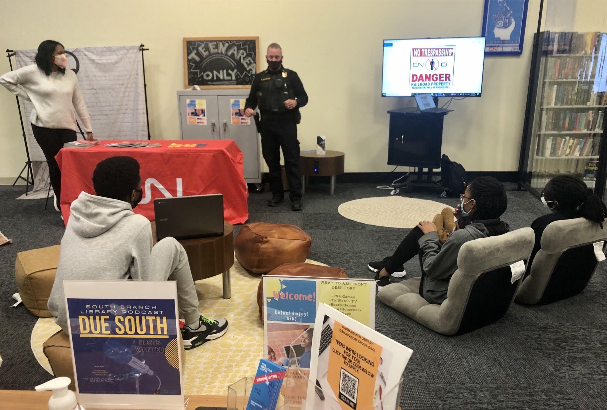 Community Service Officer Steven Solomon speaks to teens at the South Branch Library about career opportunities with the Canadian National Railway during the Nov. 19, 2021 Grown-ish teen workshop. (submitted)